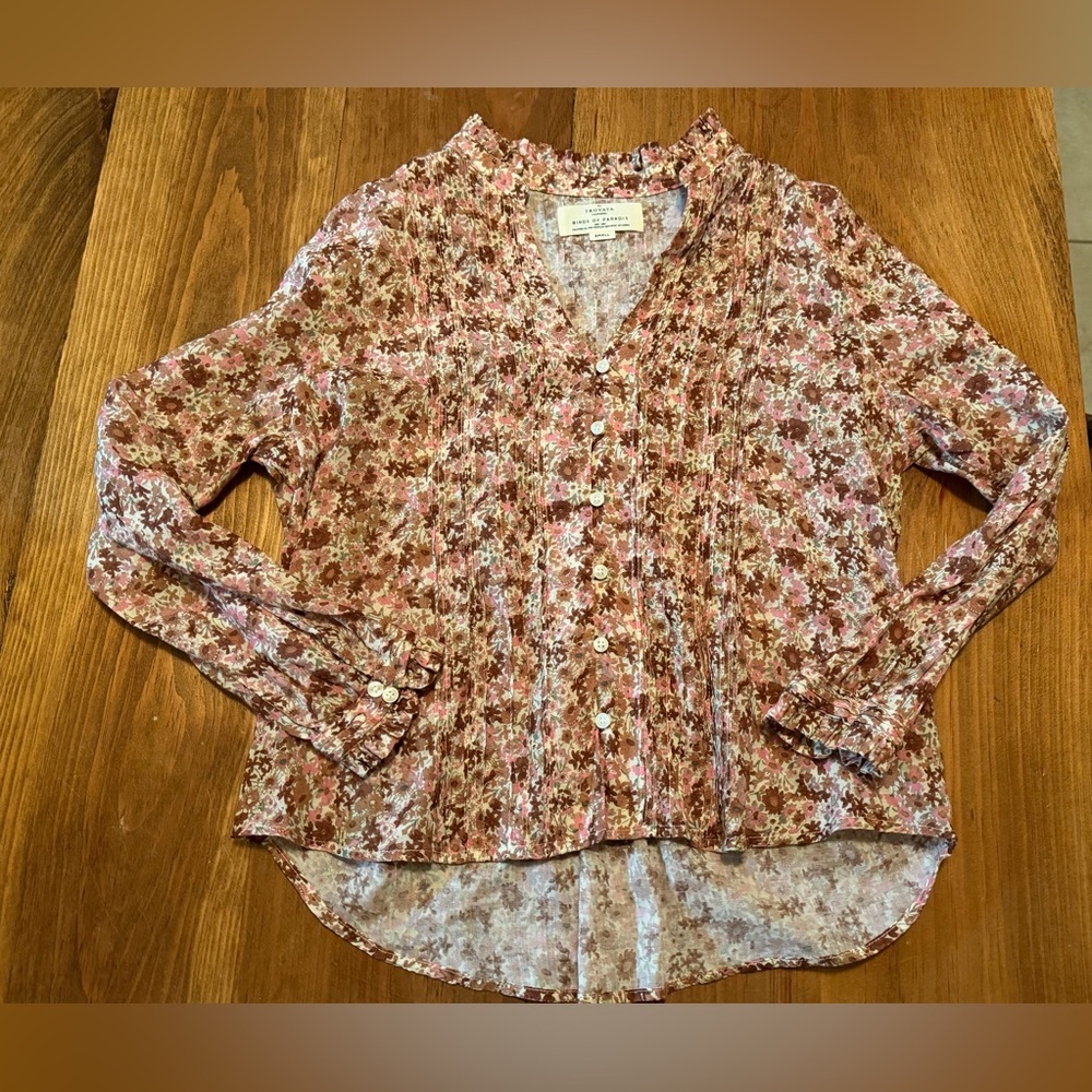 Travota Birds of Paradise Finley Blouse Top Shirt Small cottage cute floral - Picture 8 of 8
